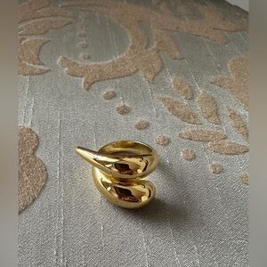 Gold plated ring from Kristin Cavallari’s company Uncommon James